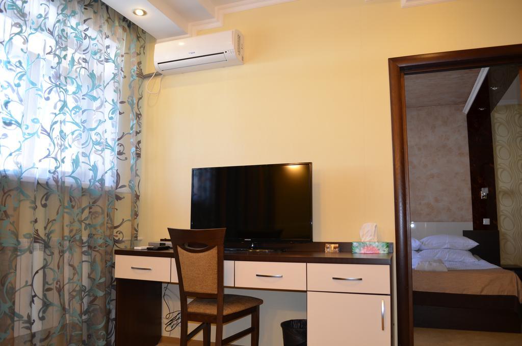 Mereke Hotel Ustʼ-Kamenogorsk 部屋 写真
