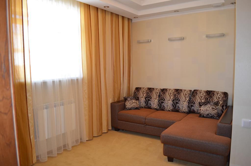 Mereke Hotel Ustʼ-Kamenogorsk 部屋 写真