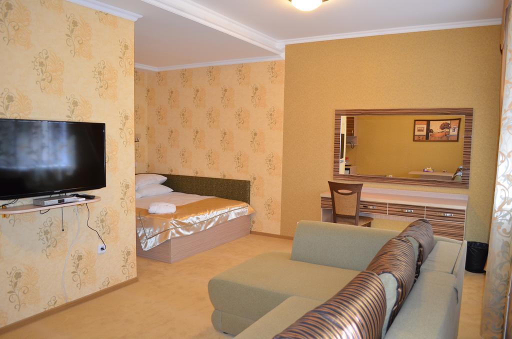 Mereke Hotel Ustʼ-Kamenogorsk 部屋 写真