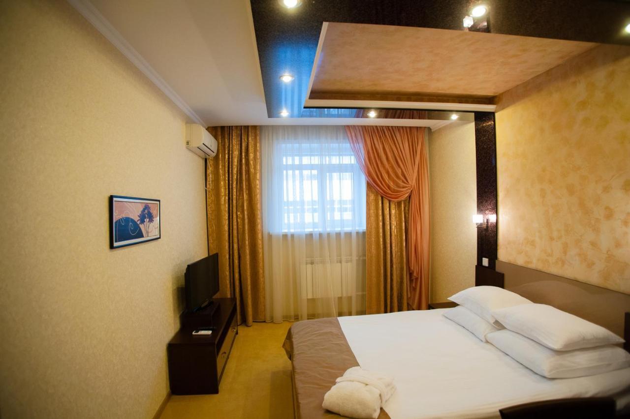 Mereke Hotel Ustʼ-Kamenogorsk エクステリア 写真
